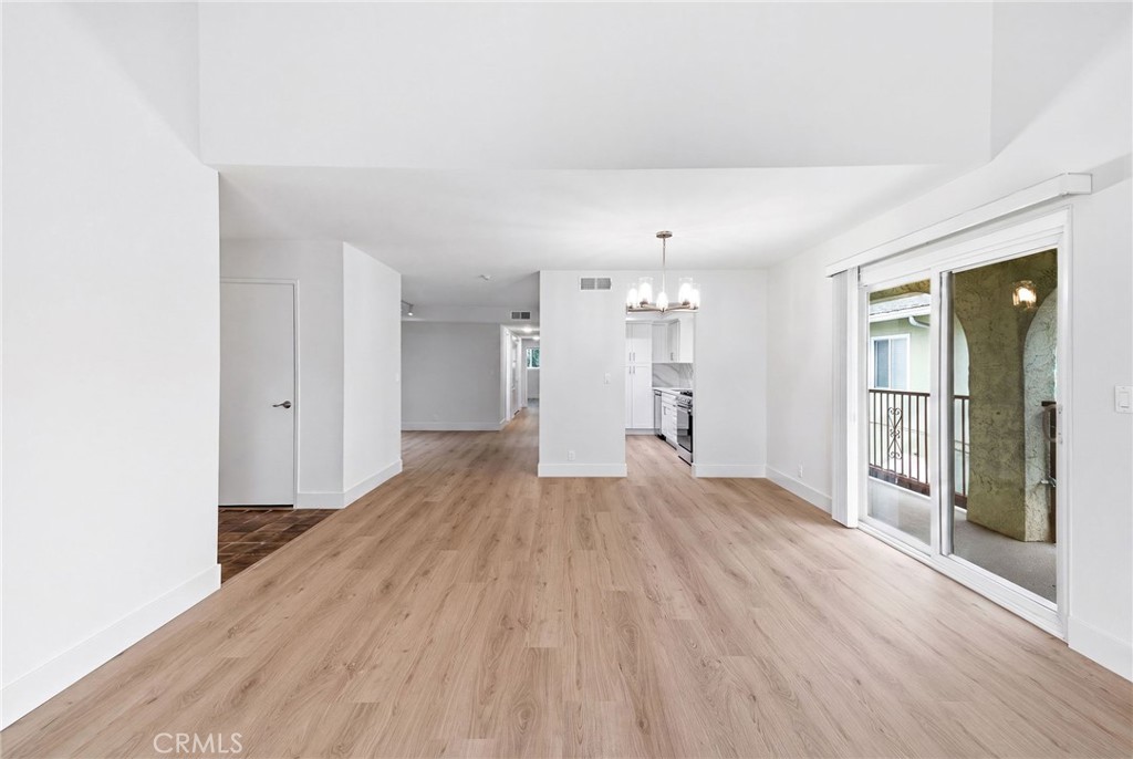 413 Avenue G 4 Property Photo 13
