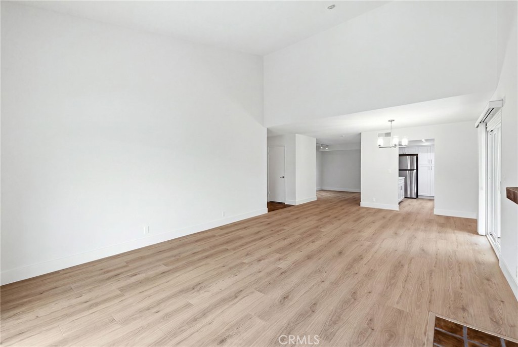 413 Avenue G 4 Property Photo 14