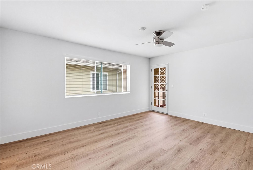 413 Avenue G 4 Property Photo 27