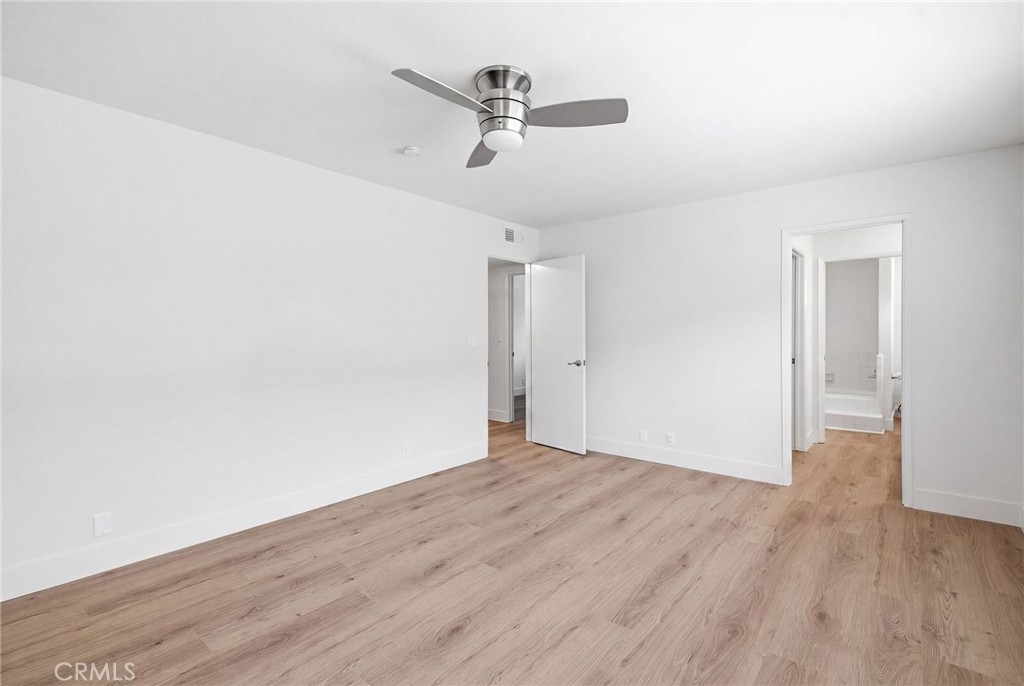 413 Avenue G 4 Property Photo 30