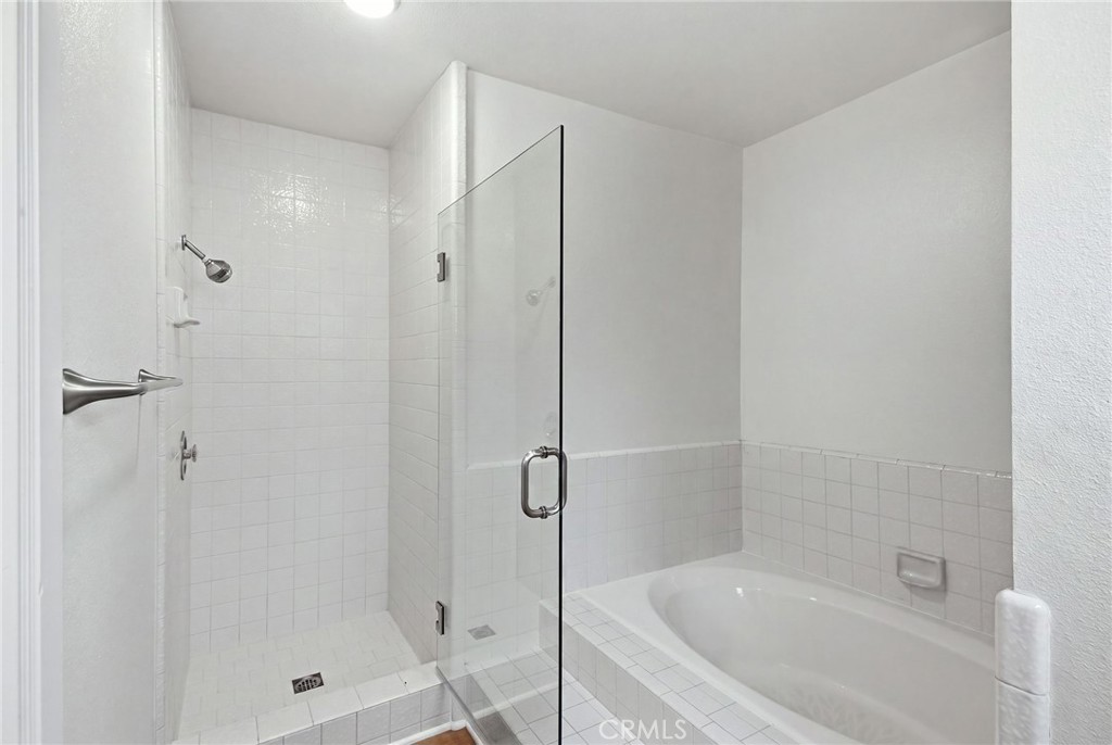 413 Avenue G 4 Property Photo 35