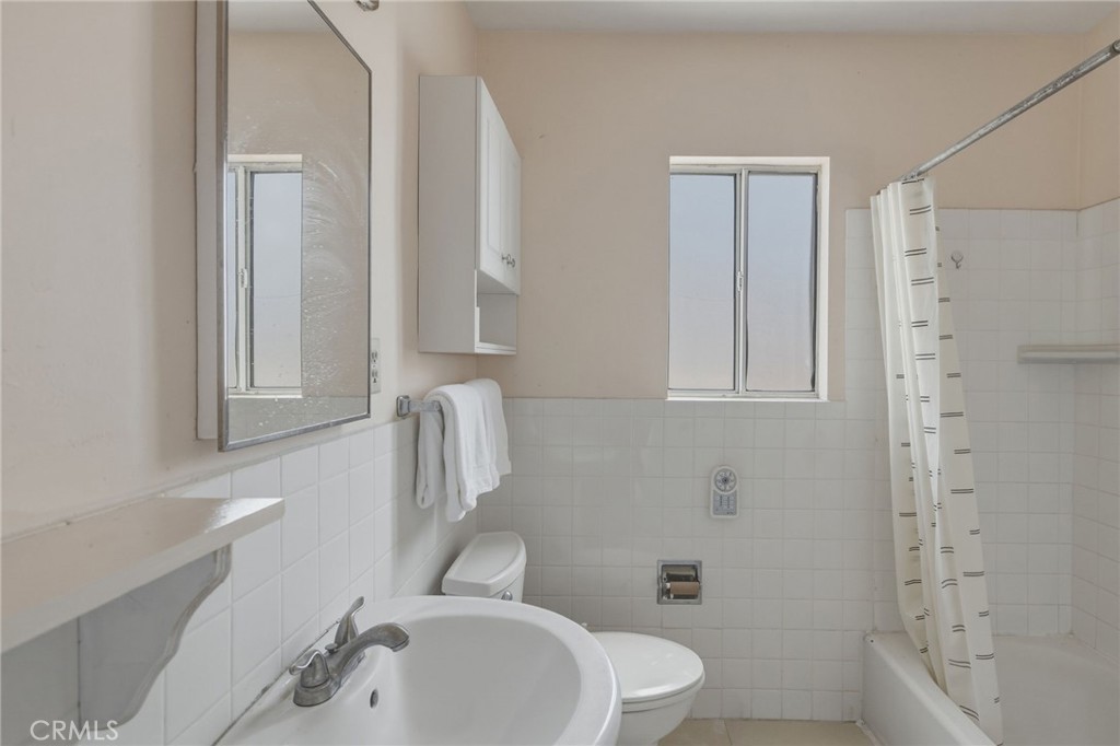 4043 W 176th Property Photo 33