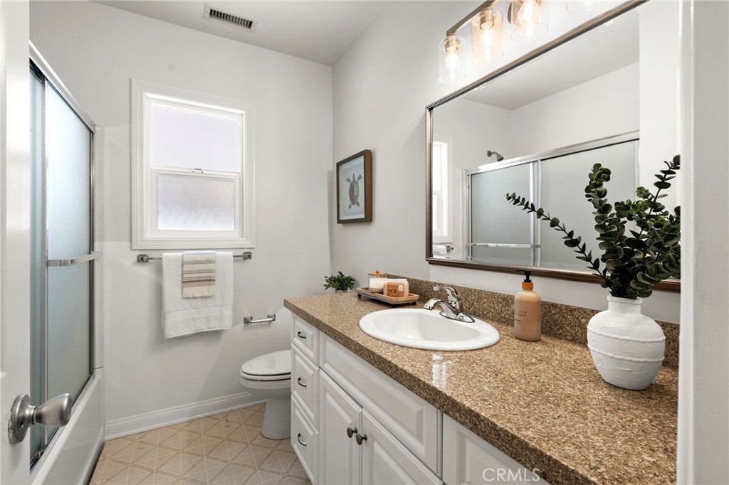 521 Avenue A Property Photo 15