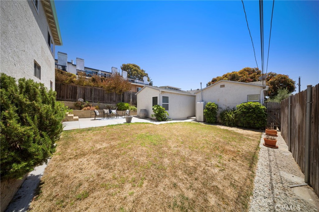 521 Avenue A Property Photo 24