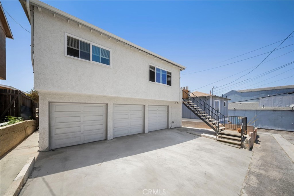 521 Avenue A Property Photo 26