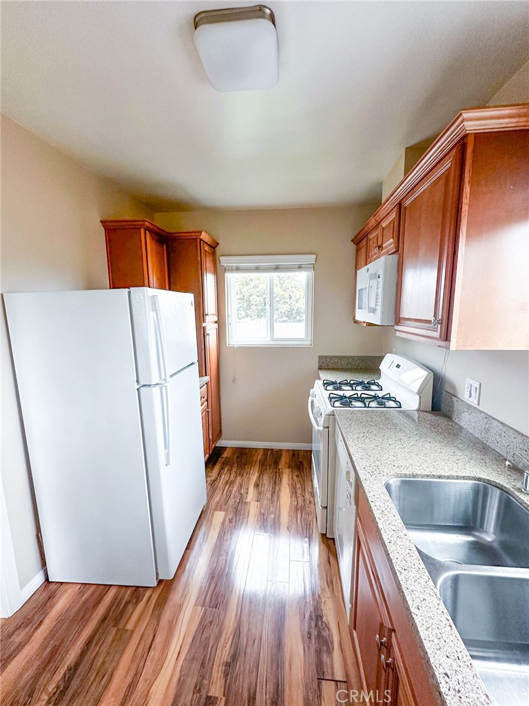 521 Avenue A Property Photo 32