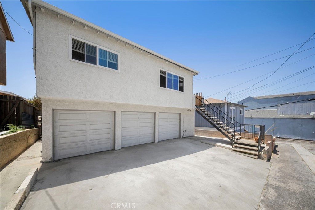523 Avenue A Property Photo 24