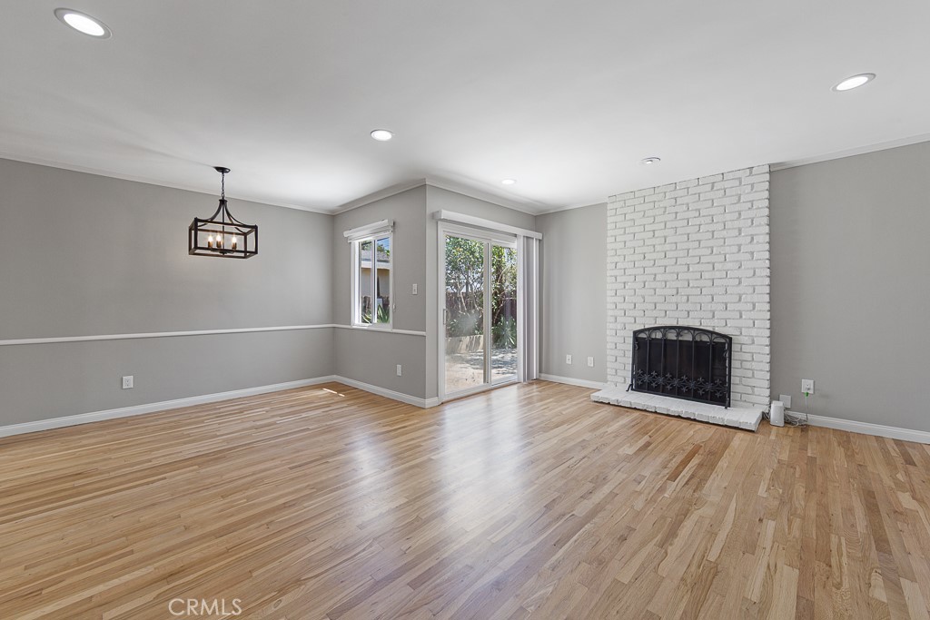 18406 Florwood Avenue Property Photo 6