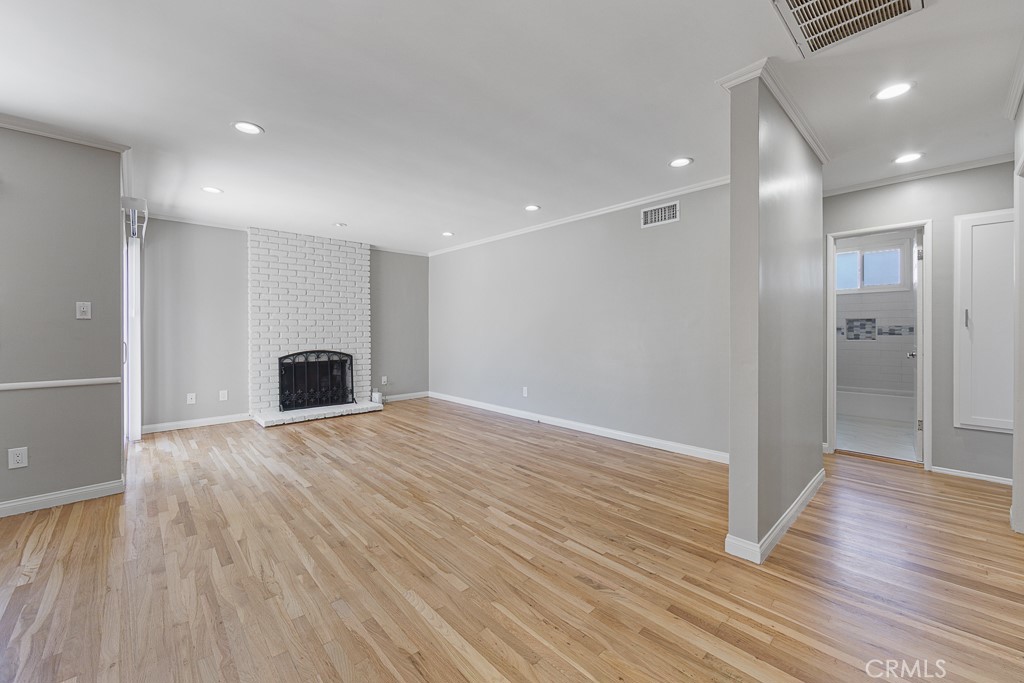 18406 Florwood Avenue Property Photo 7