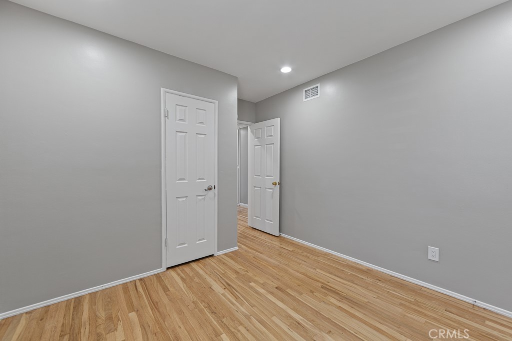 18406 Florwood Avenue Property Photo 13
