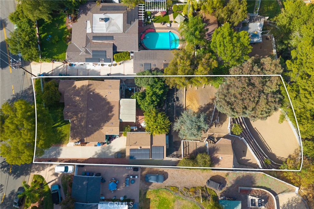 26912 Eastvale Property Photo 32
