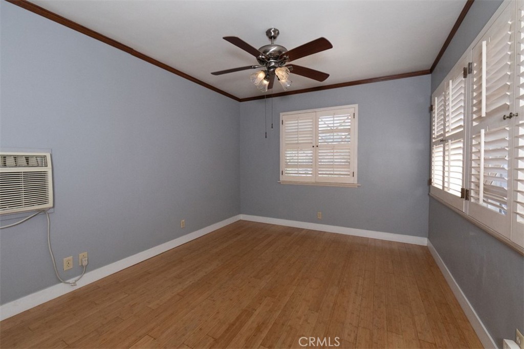 1223 W Elberon Property Photo 16