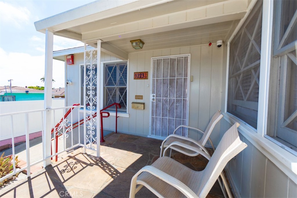 1223 W Elberon Property Photo 22