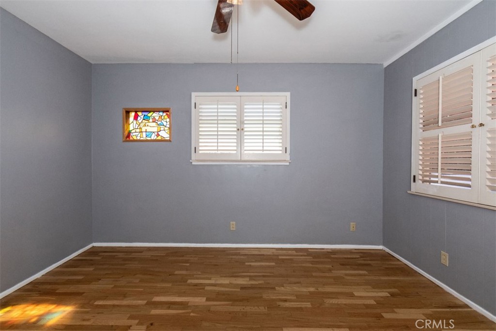 1223 W Elberon Property Photo 24