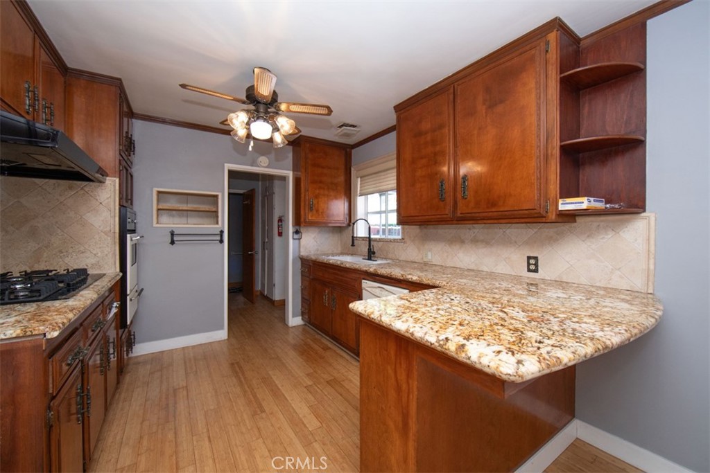 1223 W Elberon Property Photo 28
