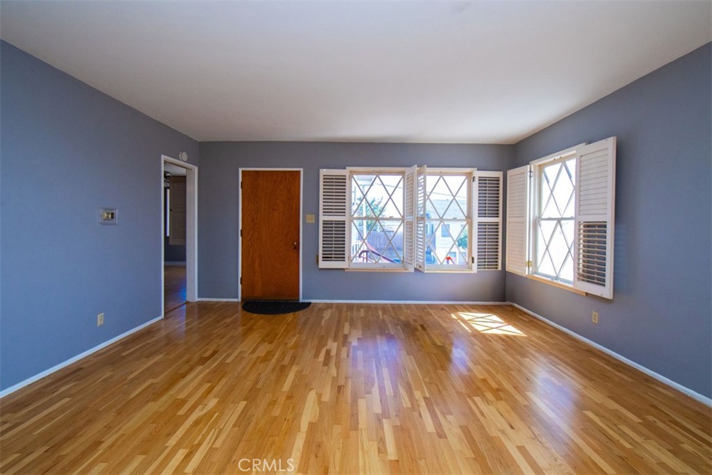 1223 W Elberon Property Photo 32