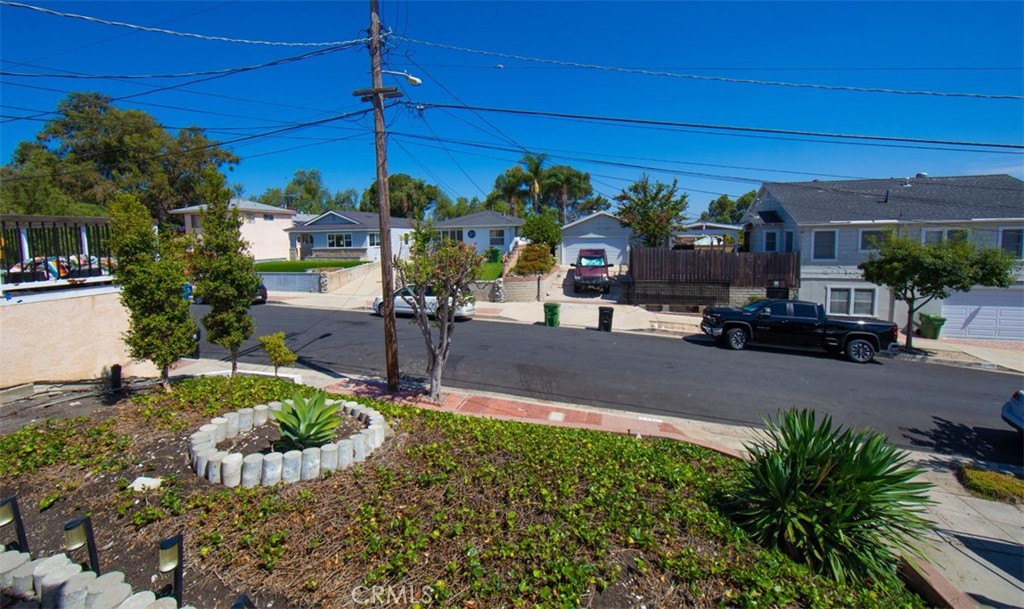 1223 W Elberon Property Photo 42