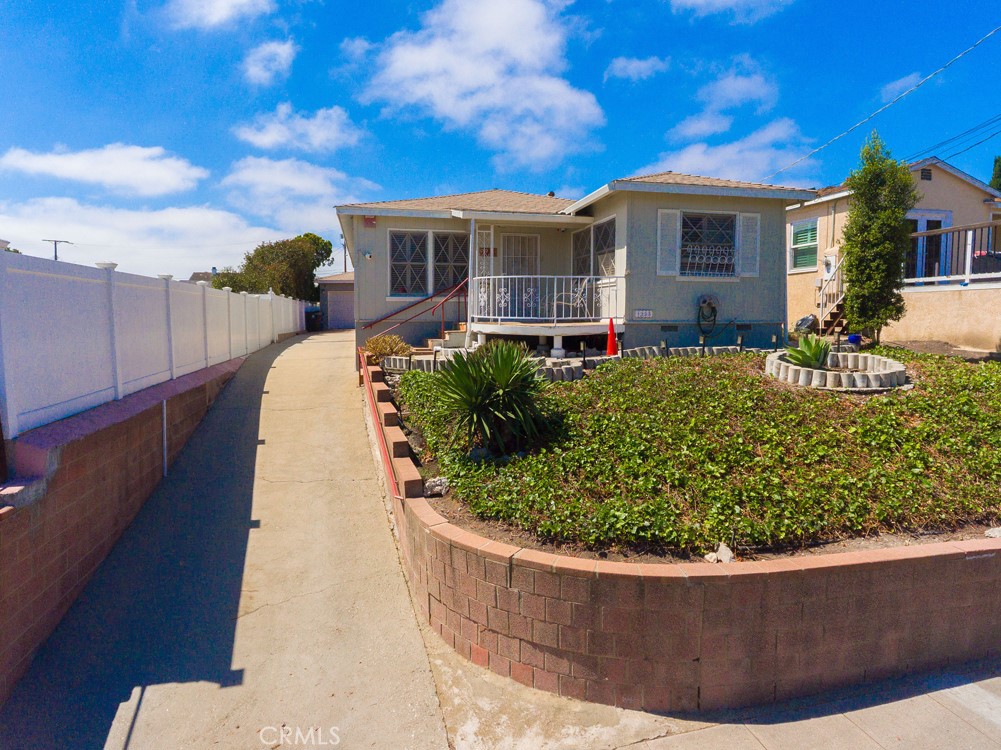 1223 W Elberon Property Photo 53