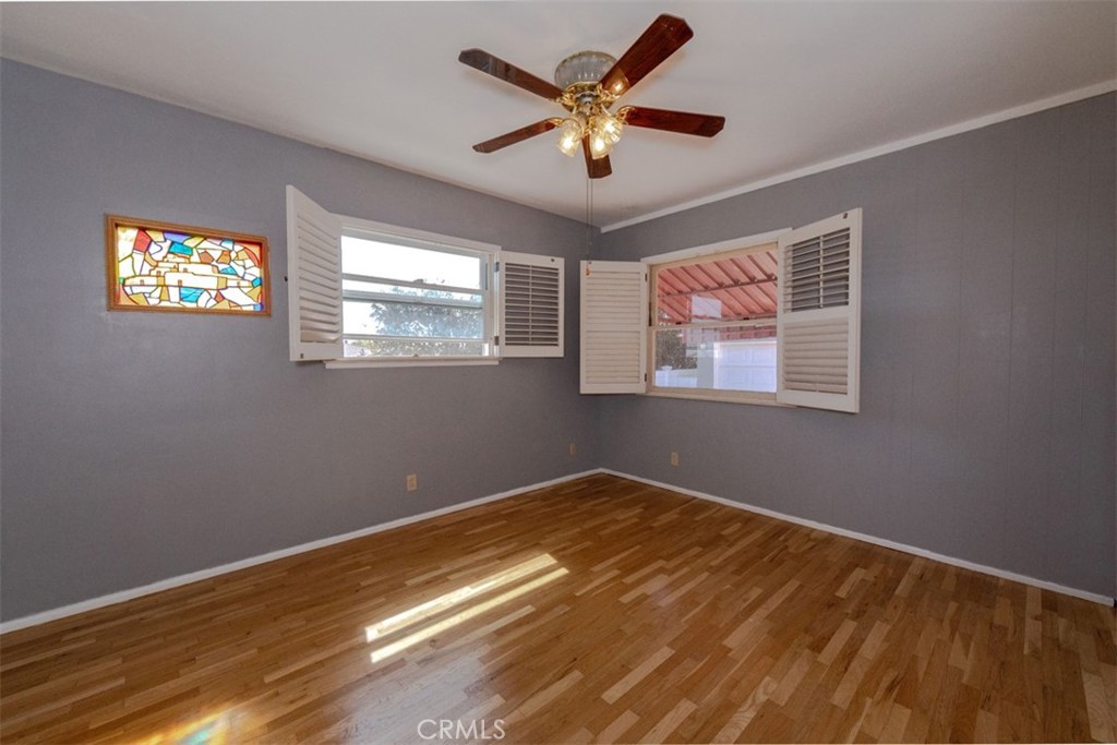 1223 W Elberon Property Photo 56