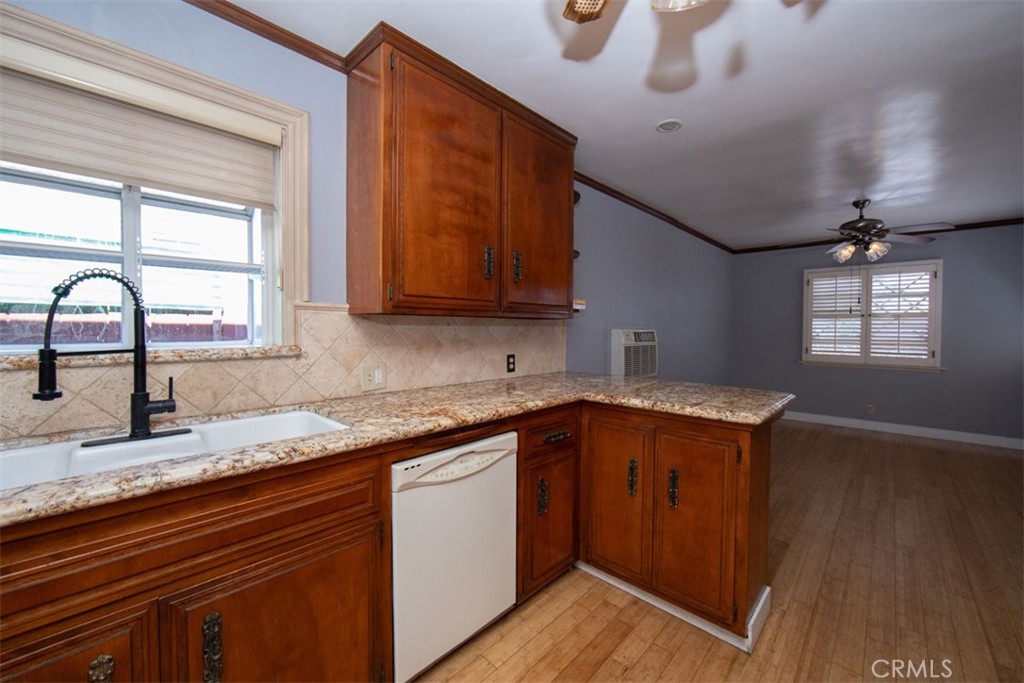 1223 W Elberon Property Photo 60