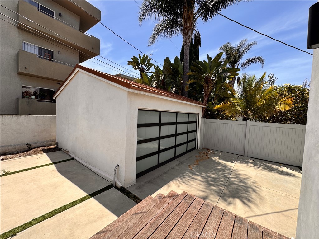 11230 Pickford Property Photo 23