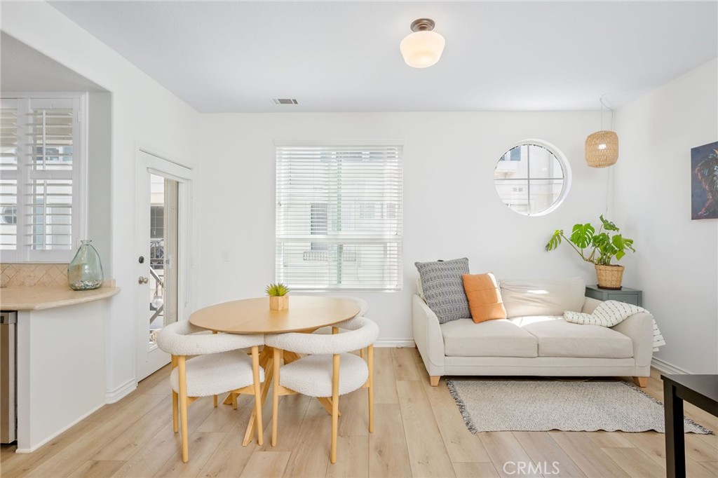 5439 Marine Avenue Property Photo 9