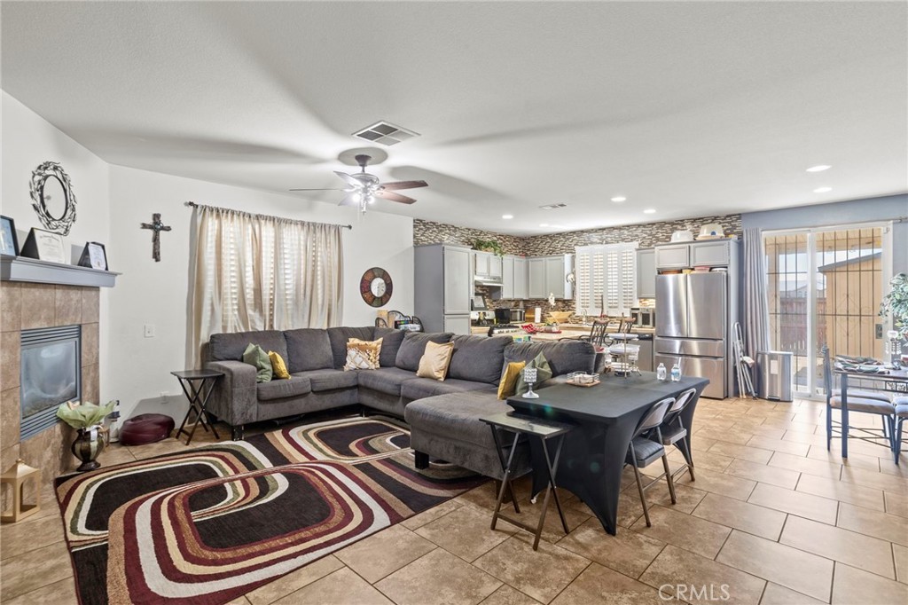 15081 Garibaldi Street Property Photo 7