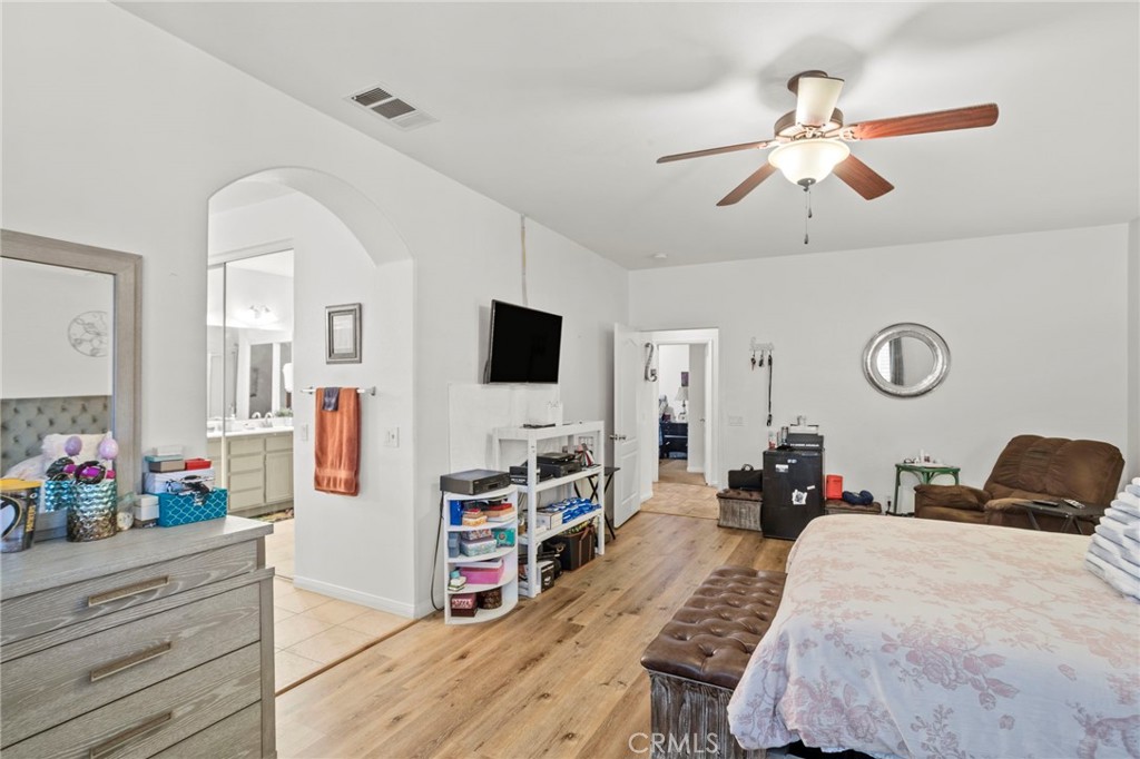 15081 Garibaldi Street Property Photo 19