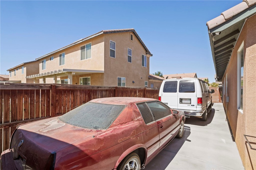 15081 Garibaldi Street Property Photo 27