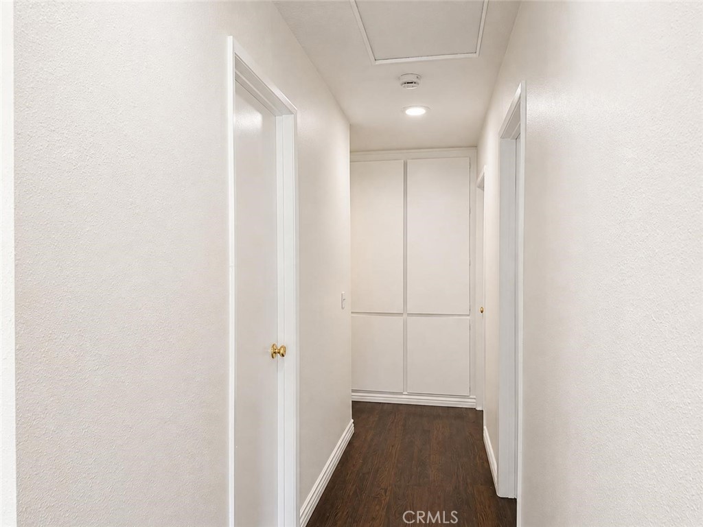 15542 Rolling Ridge Property Photo 10