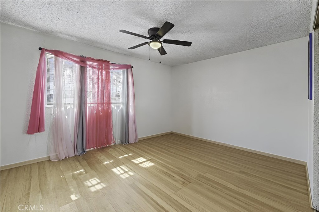 8832 Prince Property Photo 13
