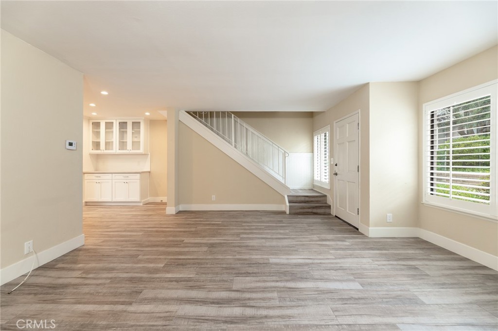28009 Ridgebluff Court Property Photo 8