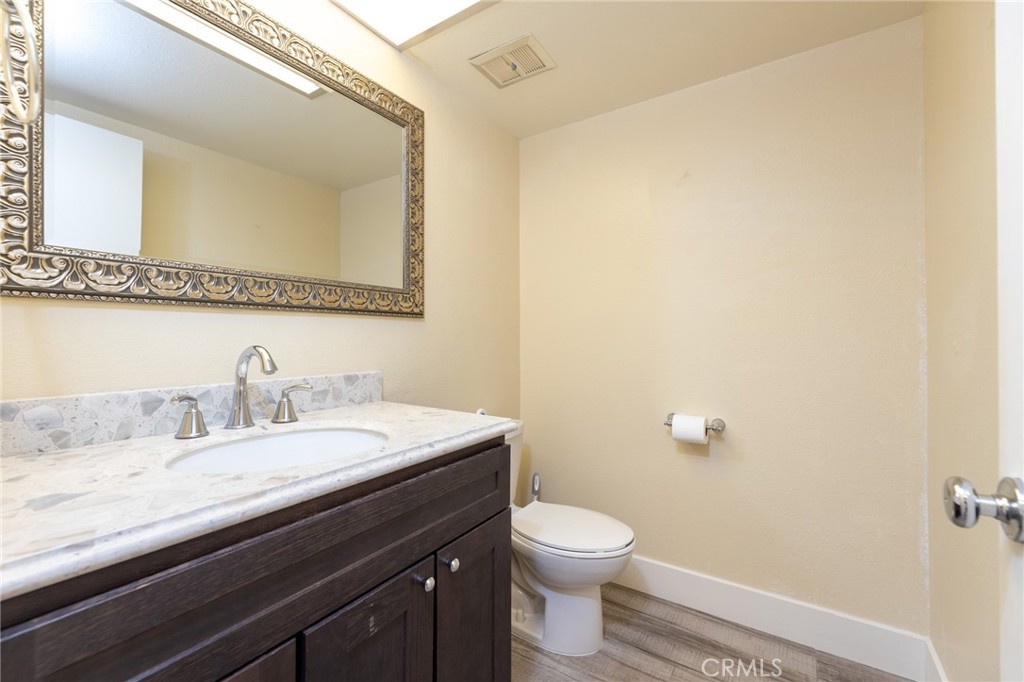 28009 Ridgebluff Court Property Photo 17
