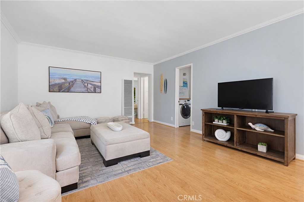 1415 Corona Street Property Photo 6