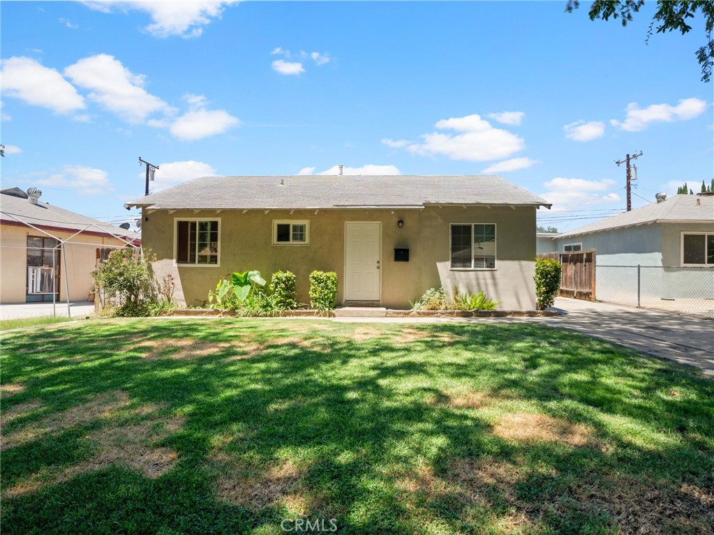 2404 Roxbury Dr Property Photo 1