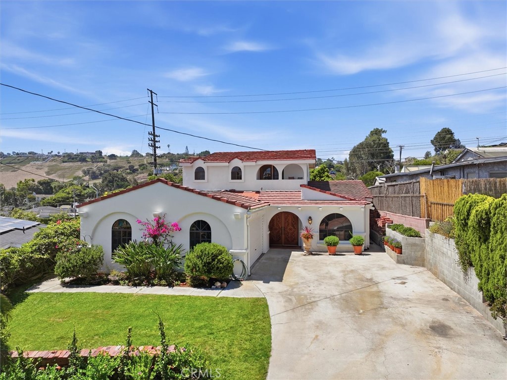 5224 Doris Way