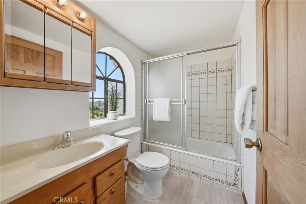 5224 Doris Way Property Photo 37
