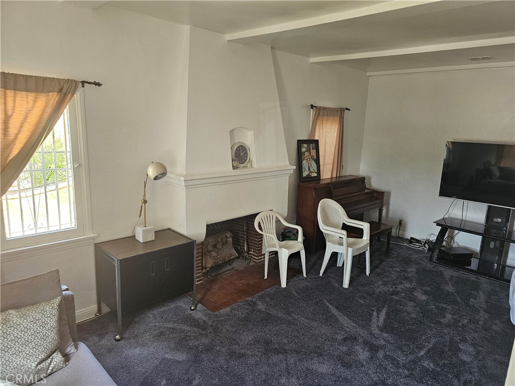 1939 W 79th Property Photo 24