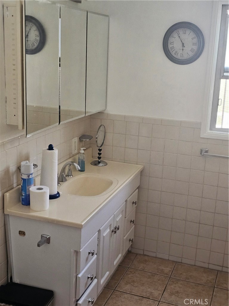 1939 W 79th Property Photo 51