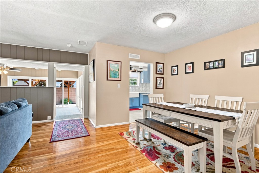 11804 Wilkie Property Photo 5
