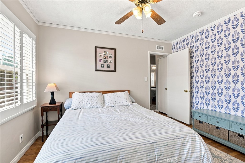 11804 Wilkie Property Photo 16