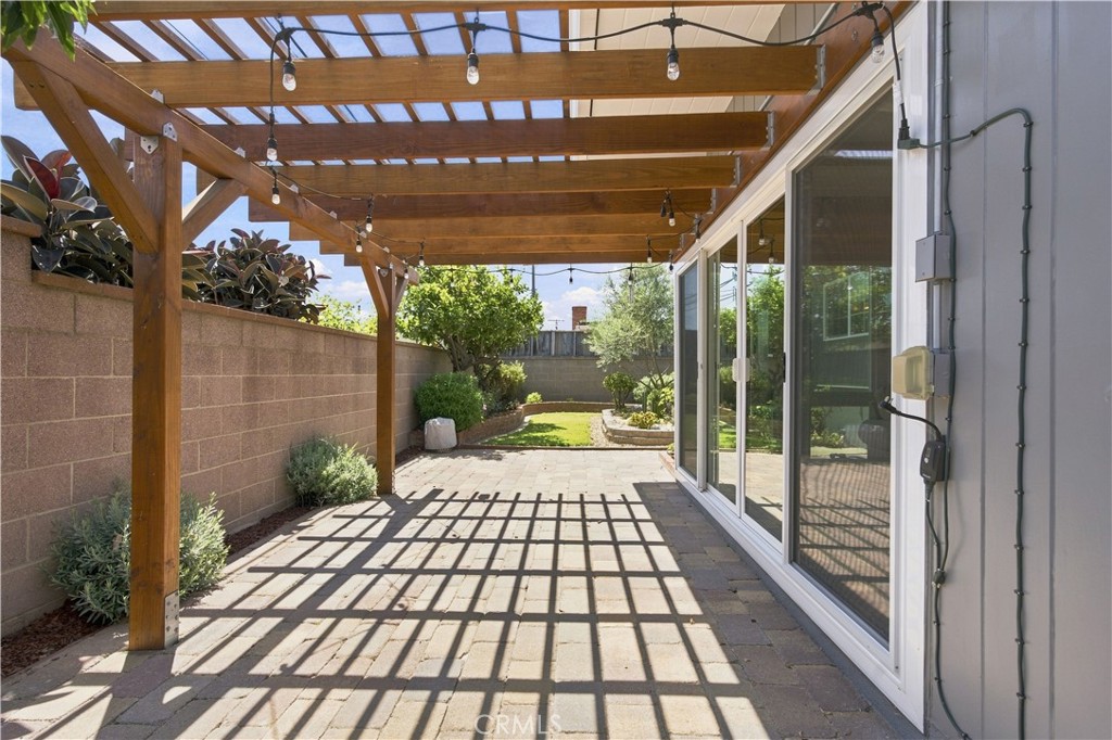 11804 Wilkie Property Photo 21