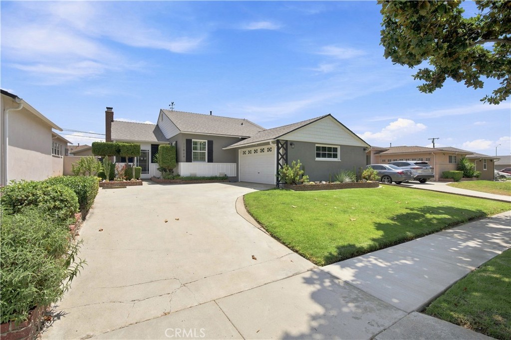 11804 Wilkie Property Photo 25