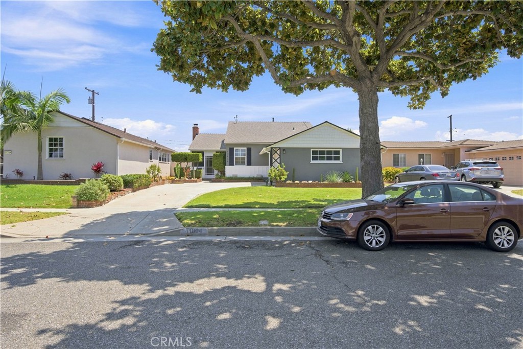 11804 Wilkie Property Photo 27