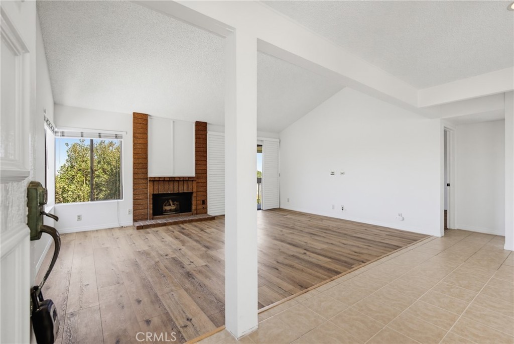 1833 Caddington Drive 70 Property Photo 3
