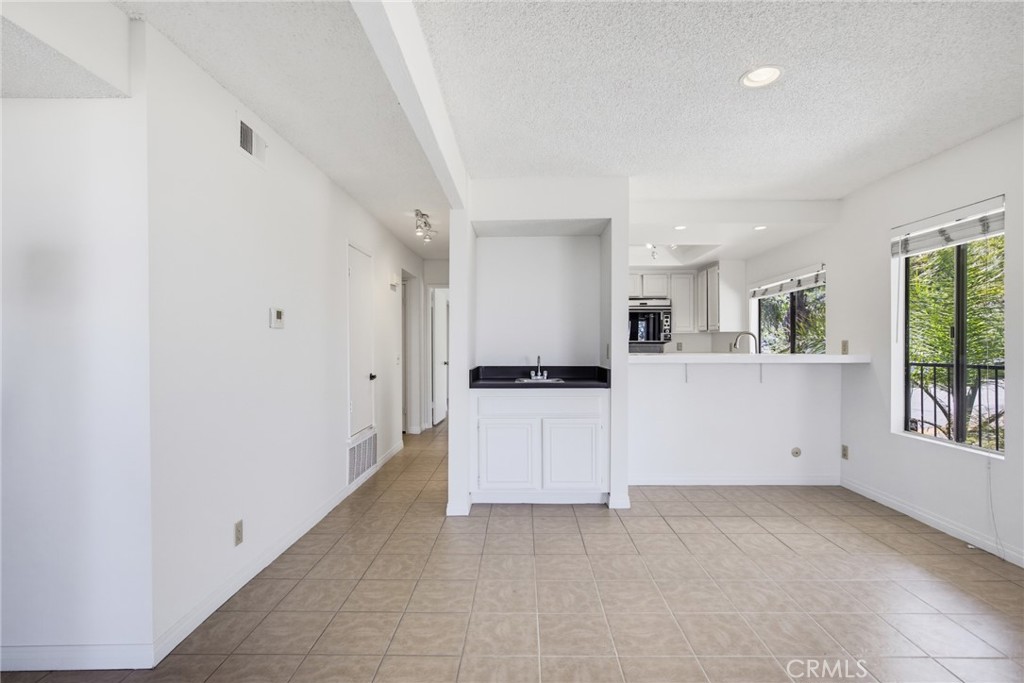 1833 Caddington Drive 70 Property Photo 11