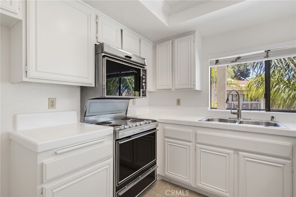 1833 Caddington Drive 70 Property Photo 13