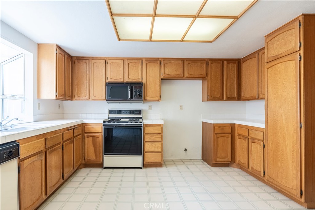 2300 Maple 181 Property Photo 15