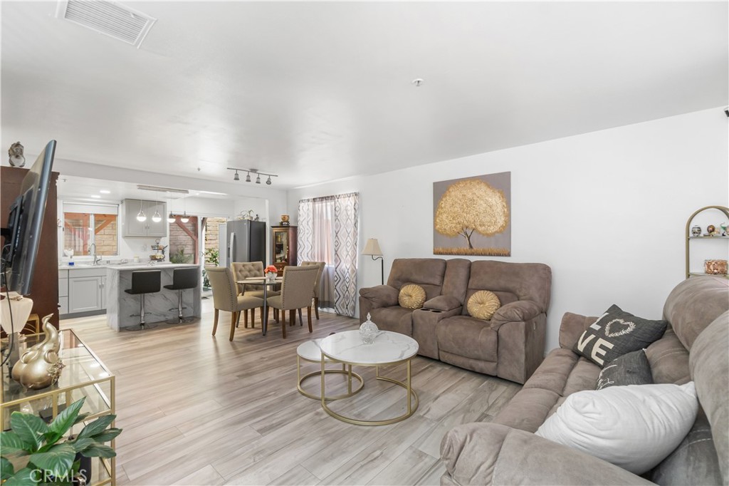 12120 Terra Bella Property Photo 4