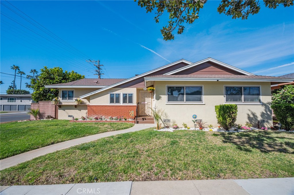 10725 S 8th Avenue Property Photo 1